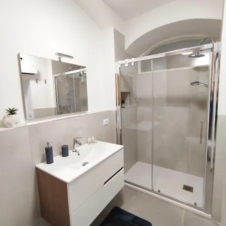 Apartment Giulia *